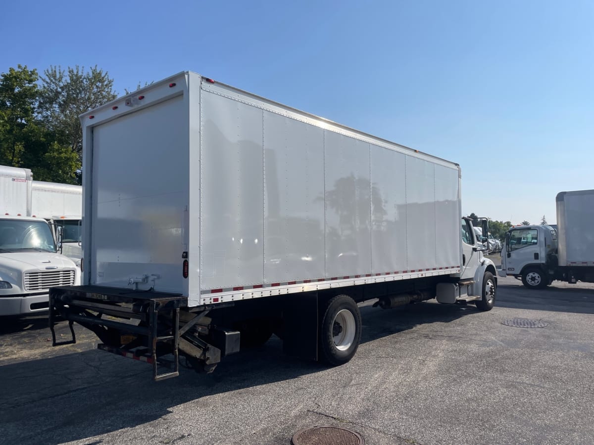 2017 Freightliner/Mercedes M2 106 675222