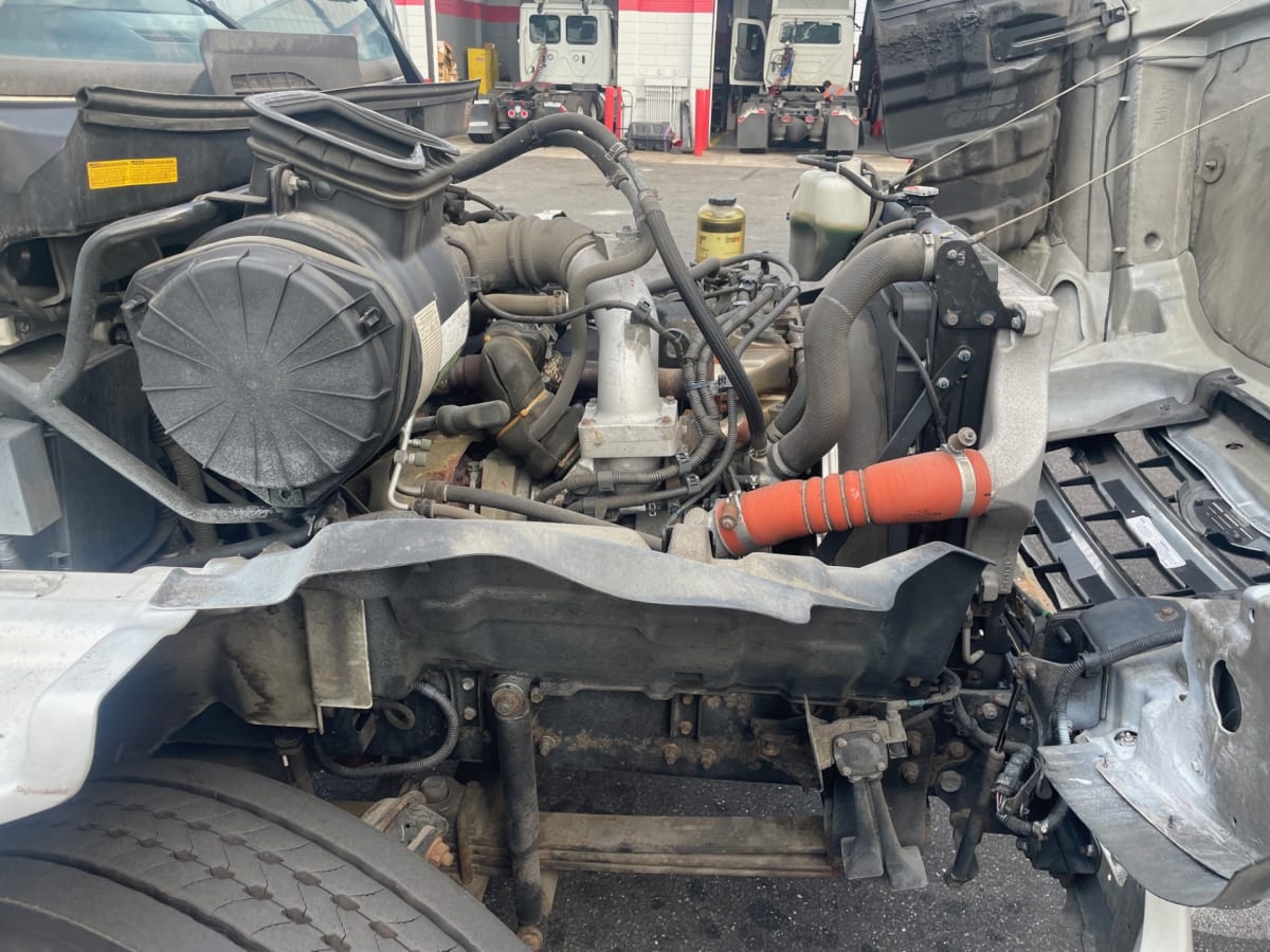 2017 Hino 268 675251