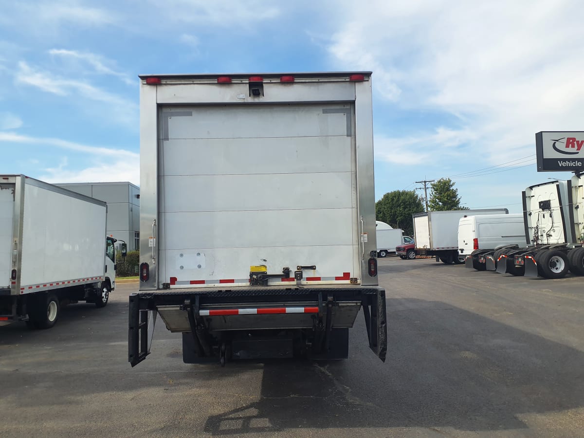 2017 Freightliner/Mercedes M2 106 675318