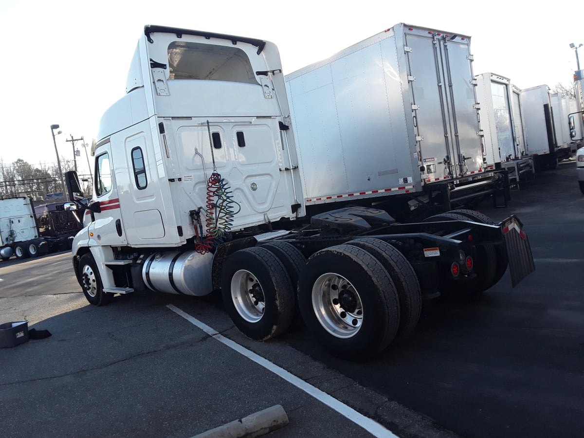 2017 Freightliner/Mercedes CASCADIA 125 675351