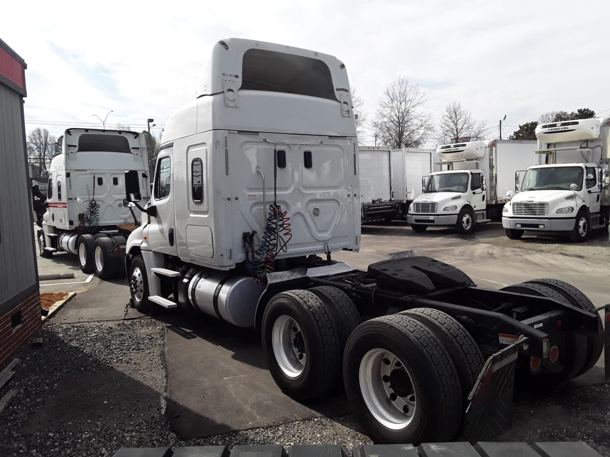 2017 Freightliner/Mercedes CASCADIA 125 675361