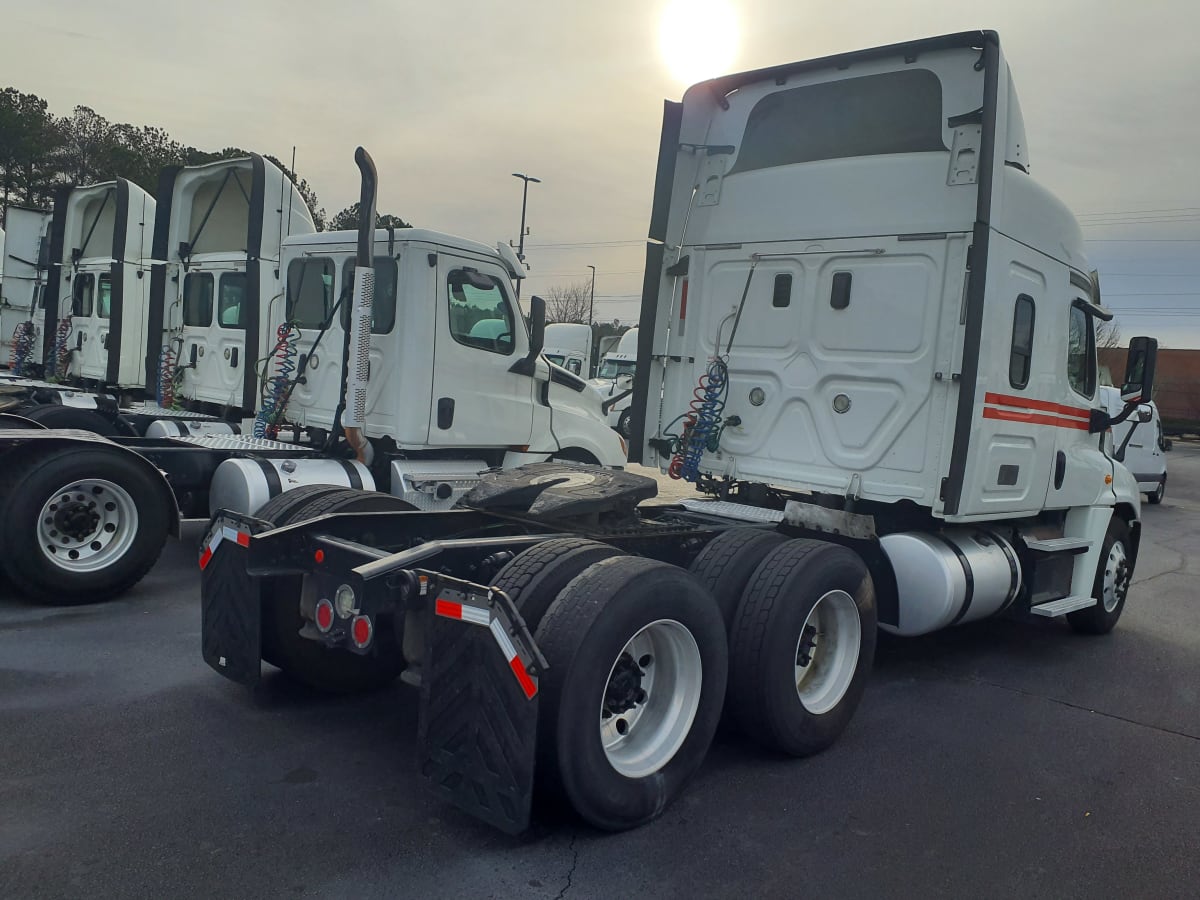 2017 Freightliner/Mercedes CASCADIA 125 675420