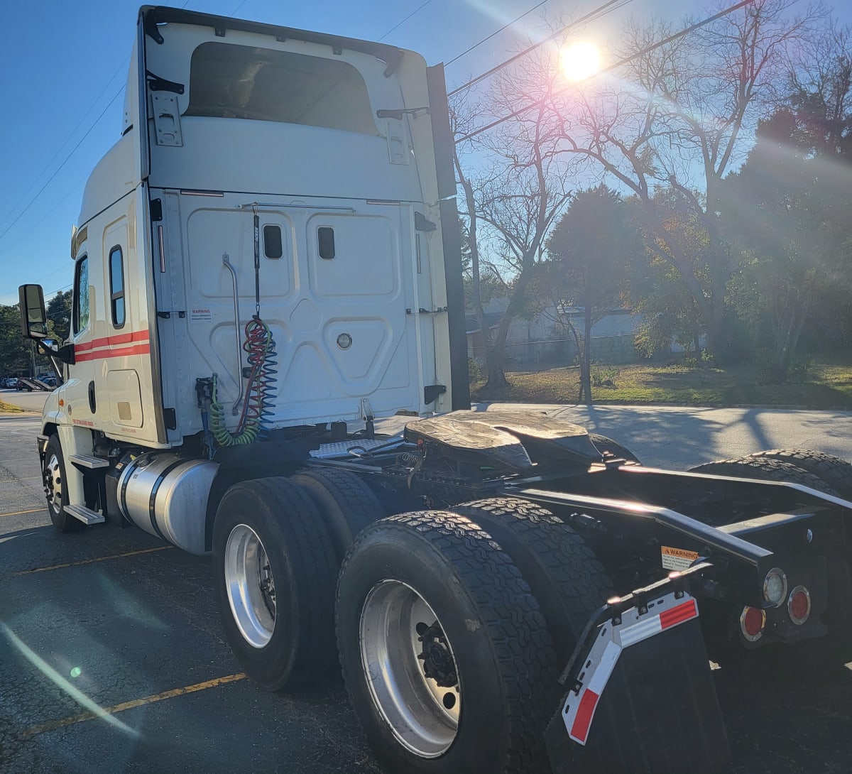 2017 Freightliner/Mercedes CASCADIA 125 675472