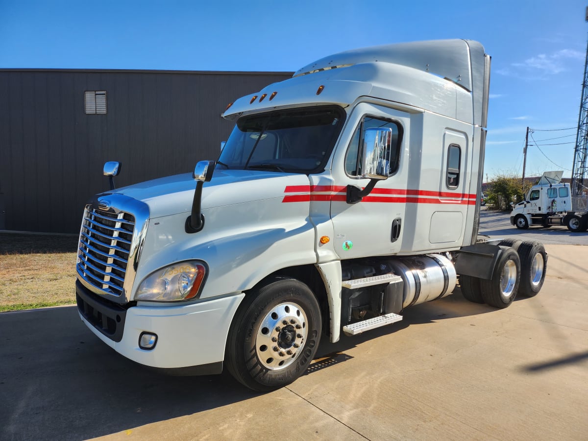 2017 Freightliner/Mercedes CASCADIA 125 675500