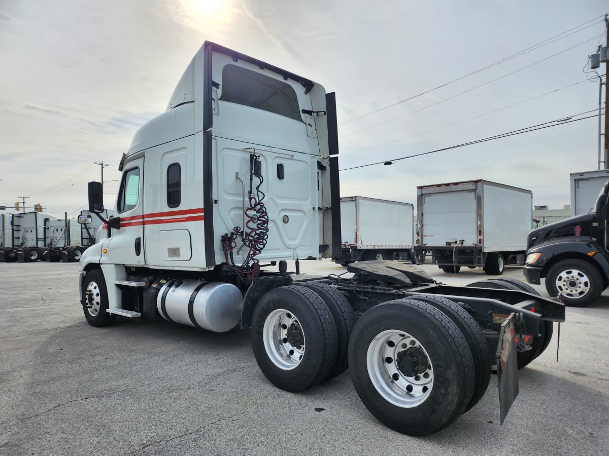 2017 Freightliner/Mercedes CASCADIA 125 675502