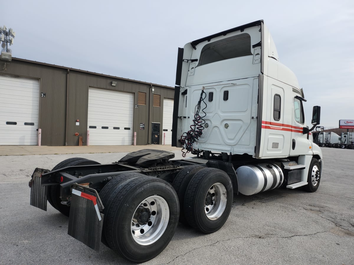 2017 Freightliner/Mercedes CASCADIA 125 675502