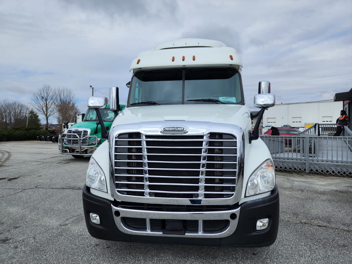 2017 Freightliner/Mercedes CASCADIA 125 675526