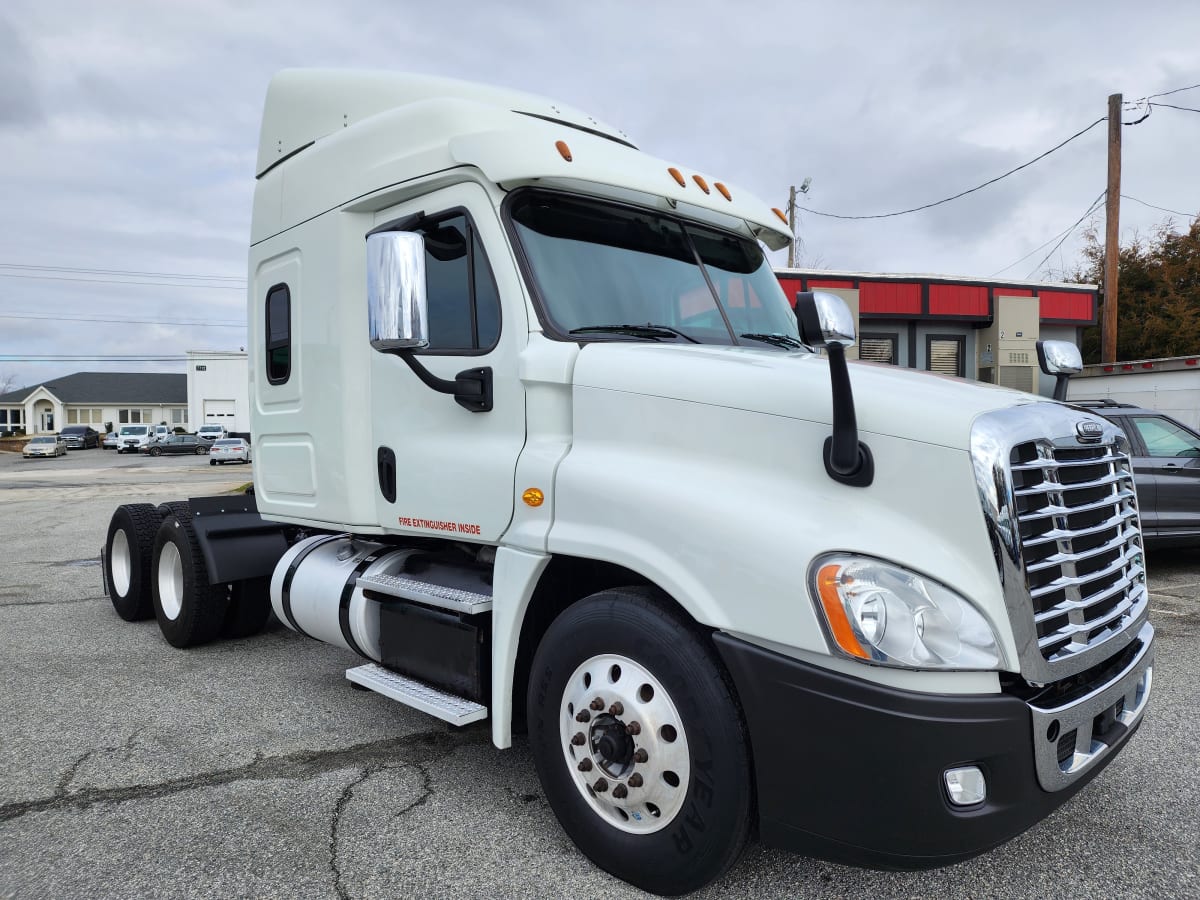 2017 Freightliner/Mercedes CASCADIA 125 675526