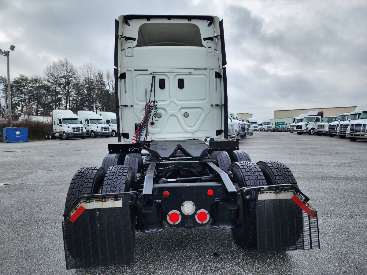 2017 Freightliner/Mercedes CASCADIA 125 675530