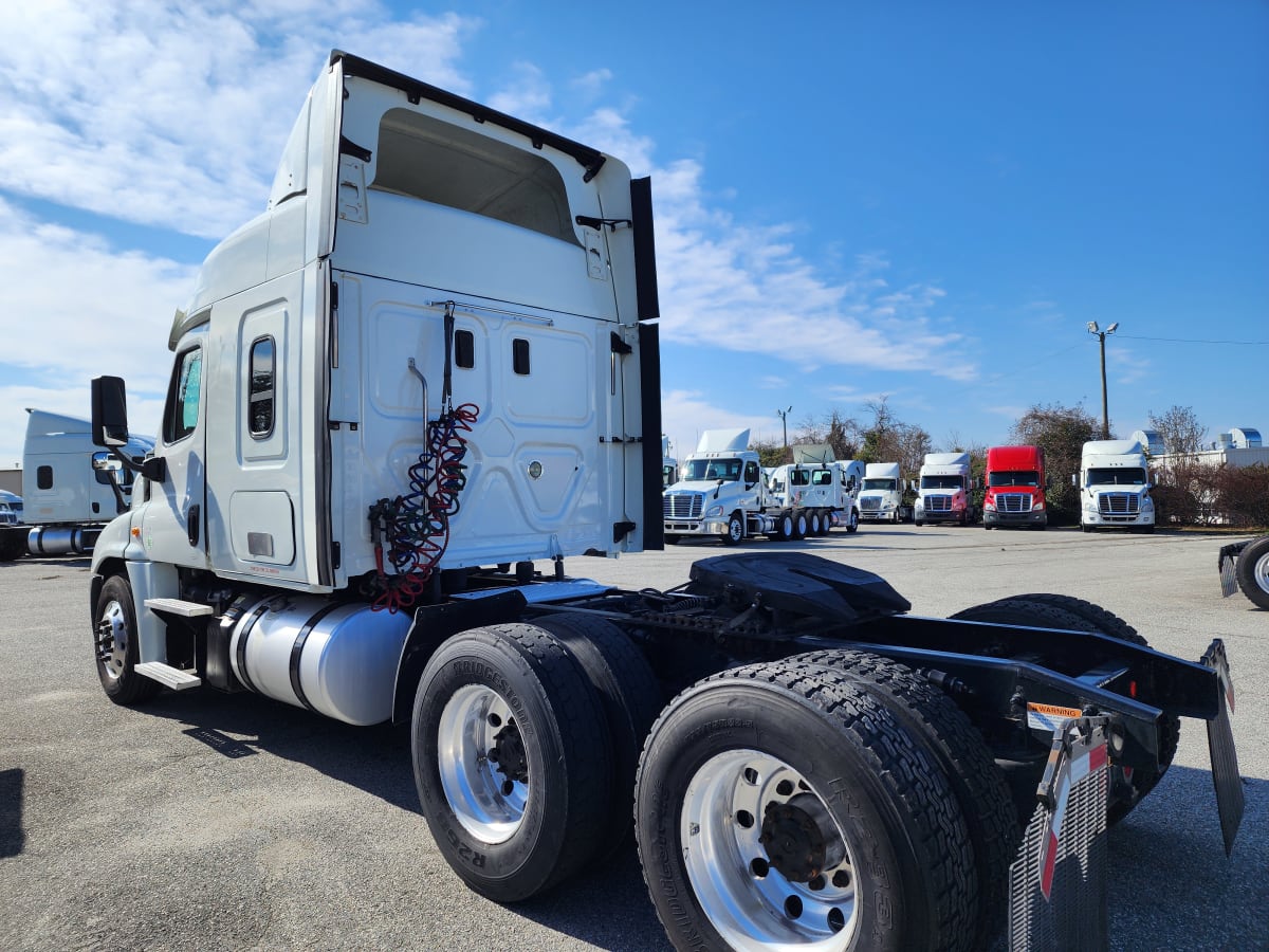 2017 Freightliner/Mercedes CASCADIA 125 675533