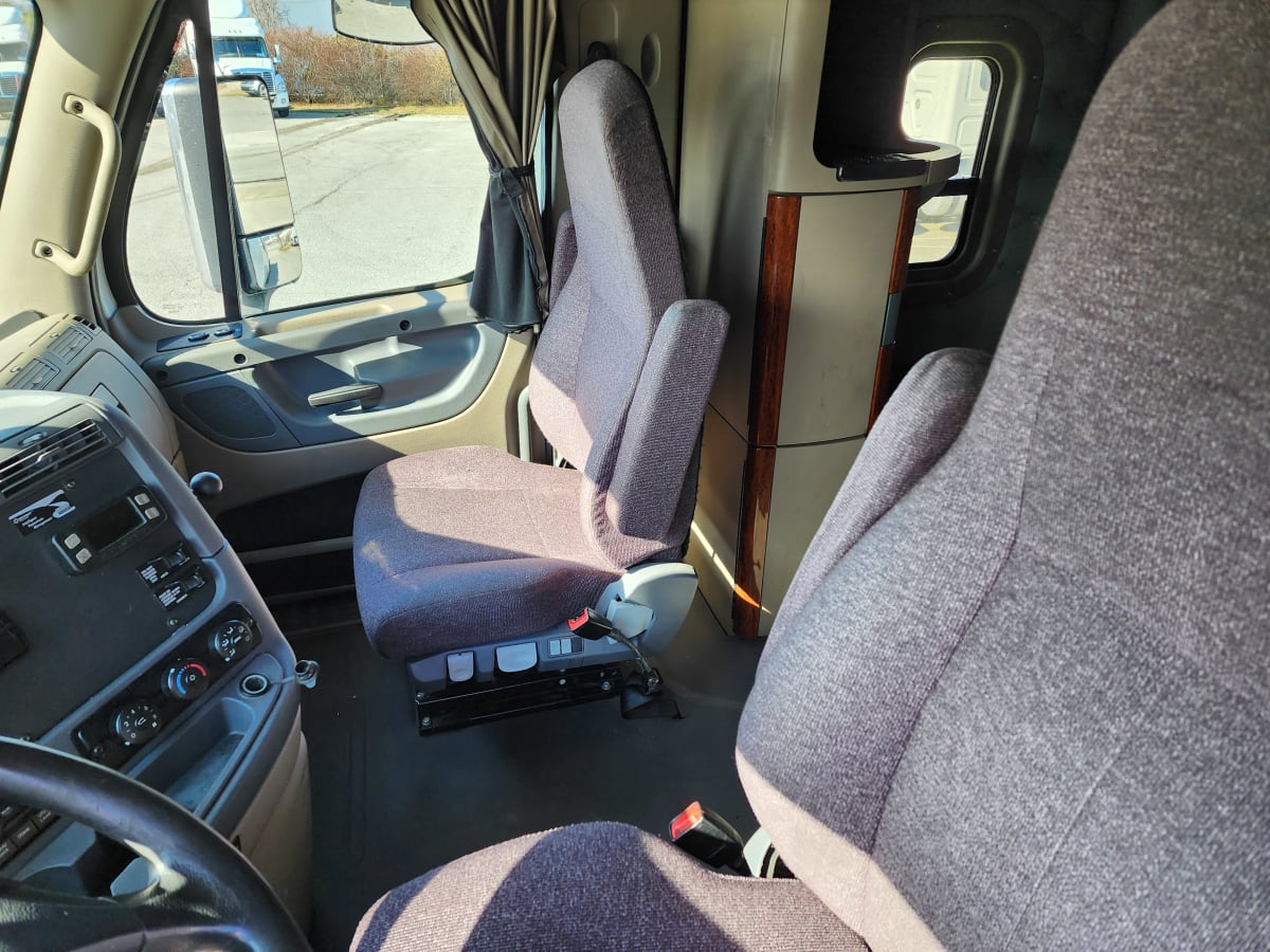 2017 Freightliner/Mercedes CASCADIA 125 675533