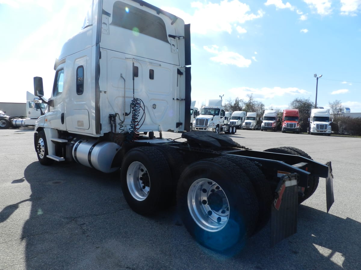 2017 Freightliner/Mercedes CASCADIA 125 675536