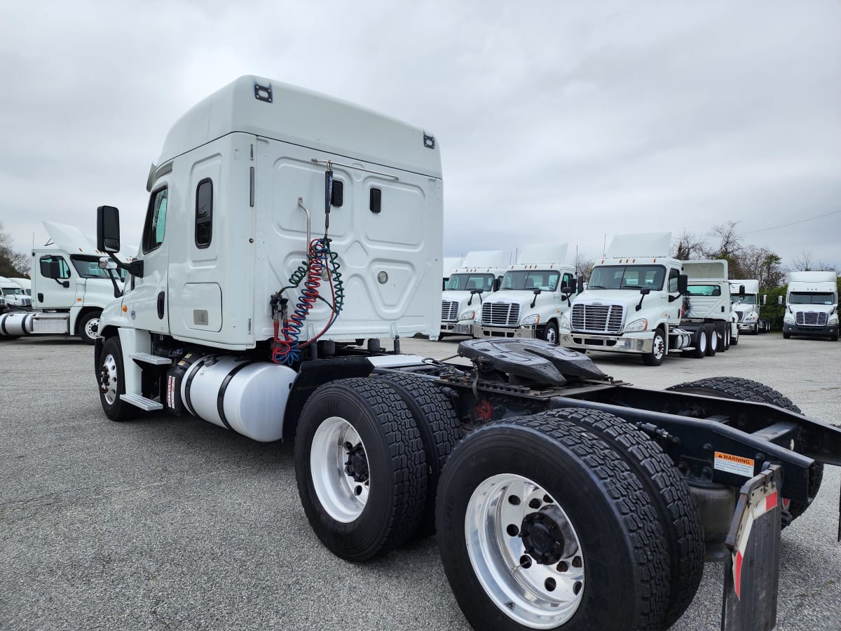 2017 Freightliner/Mercedes CASCADIA 125 675539