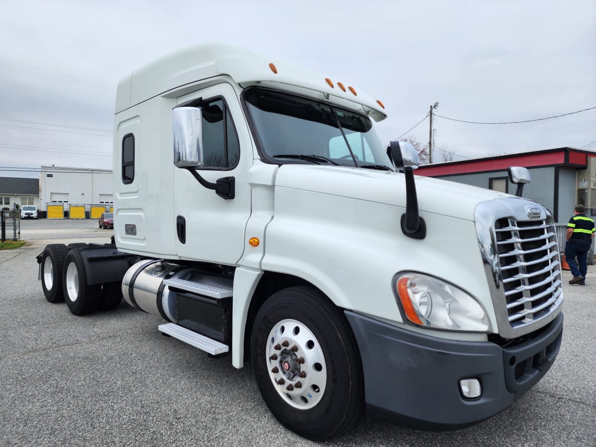 2017 Freightliner/Mercedes CASCADIA 125 675539