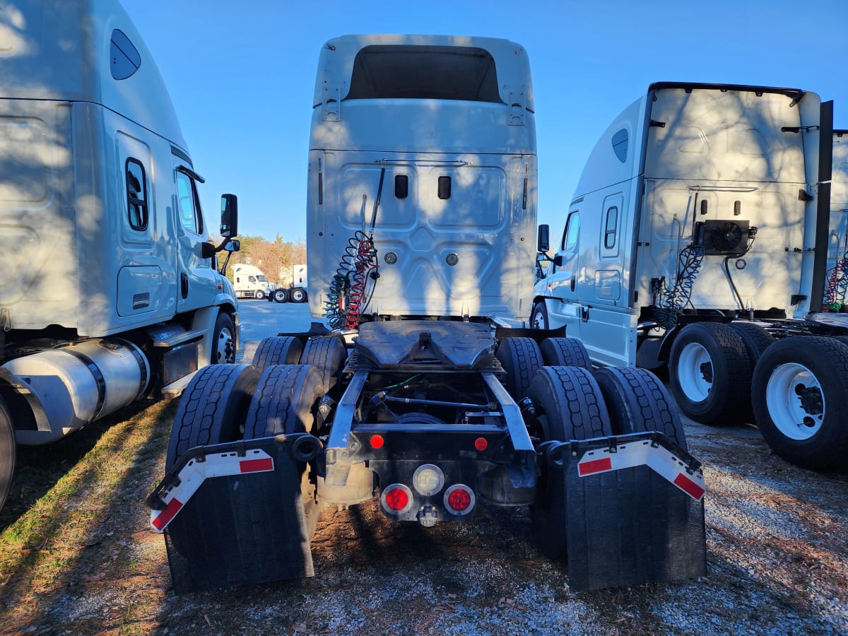 2017 Freightliner/Mercedes CASCADIA 125 675551