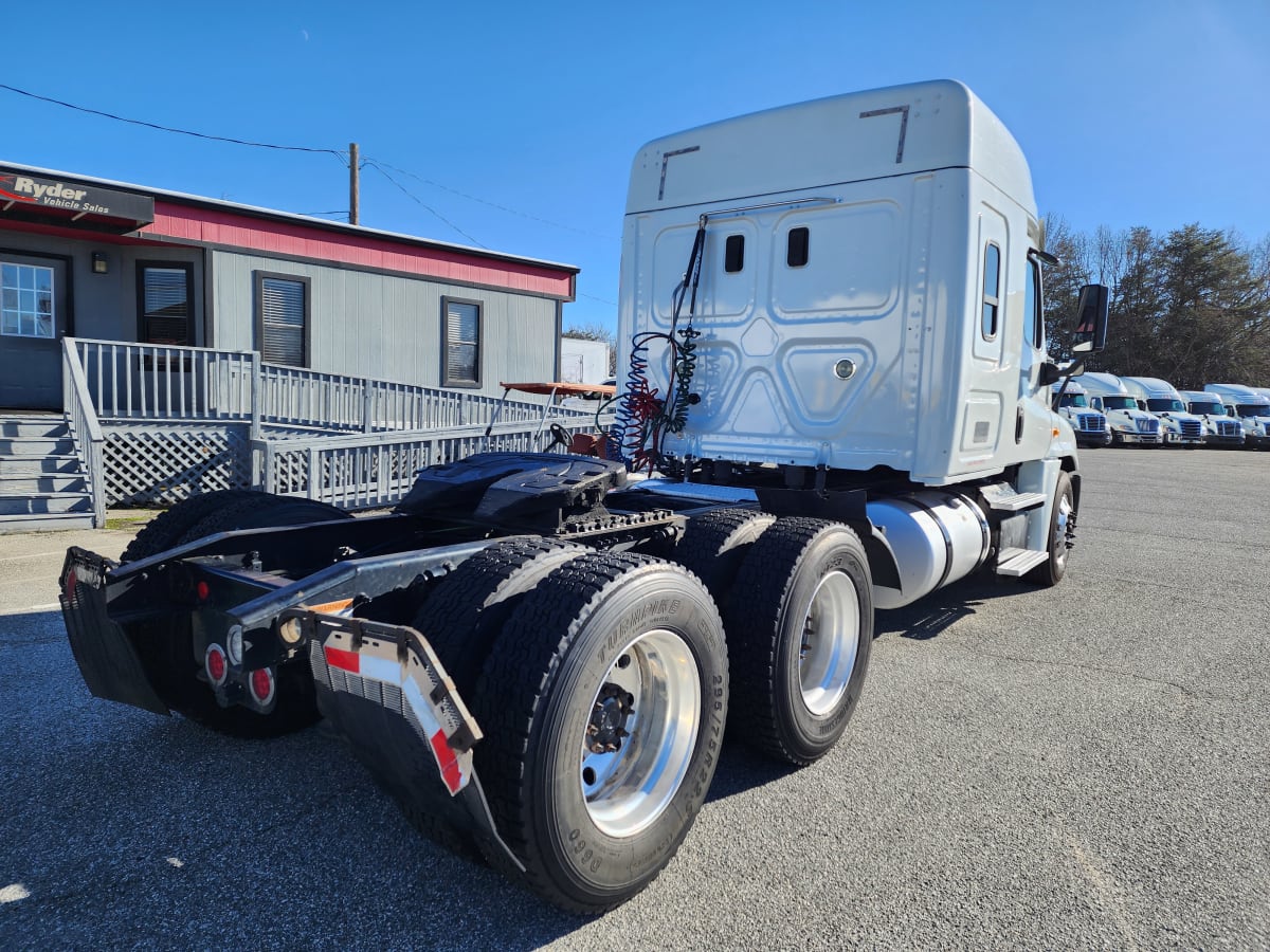 2017 Freightliner/Mercedes CASCADIA 125 675553