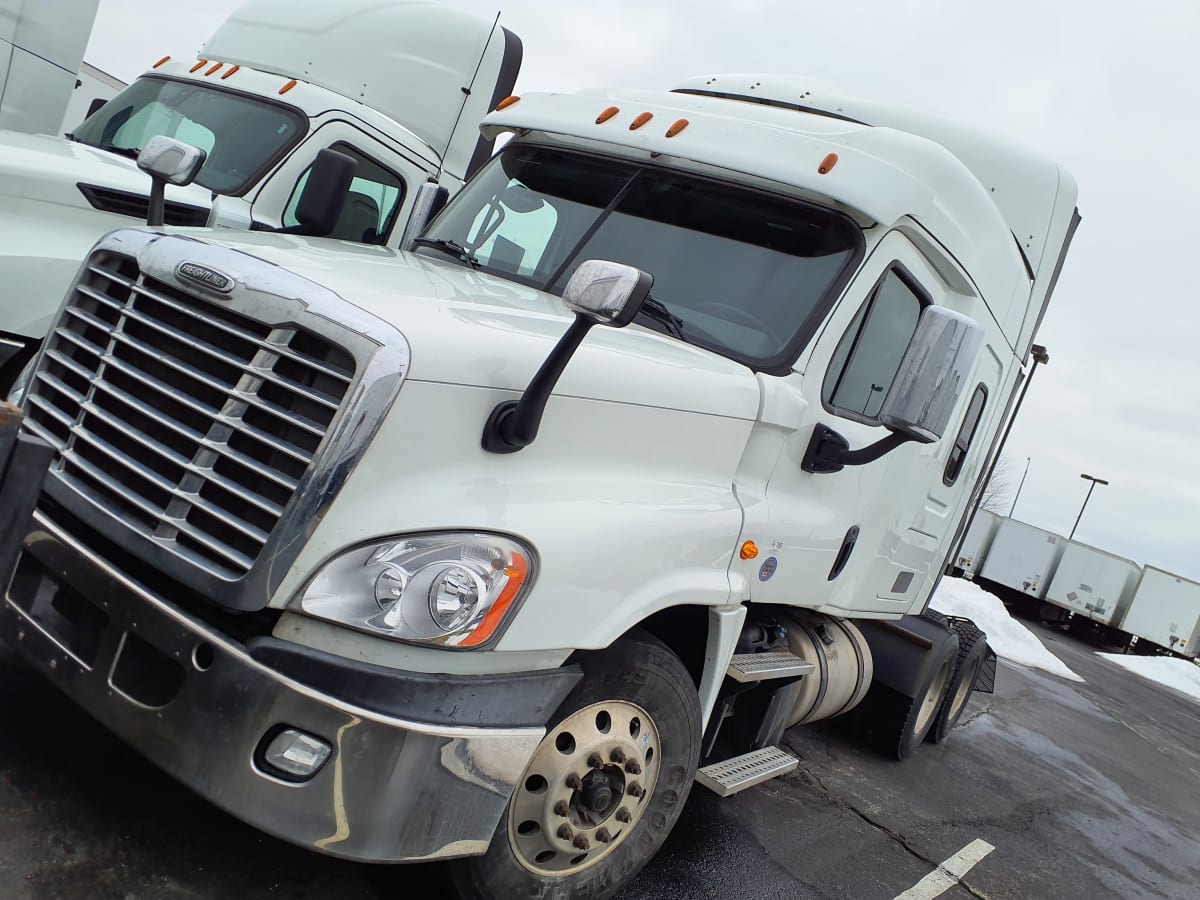 2017 Freightliner/Mercedes CASCADIA 125 675554