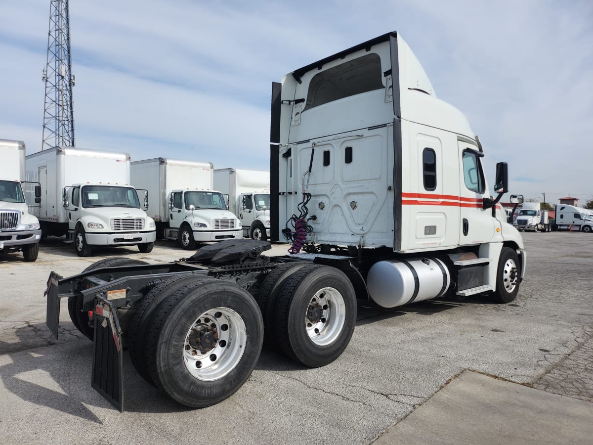 2017 Freightliner/Mercedes CASCADIA 125 675633