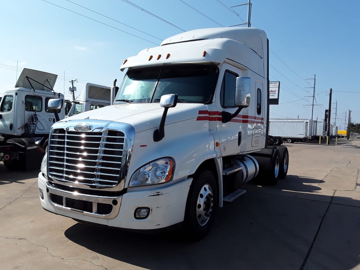 2017 Freightliner/Mercedes CASCADIA 125 675639