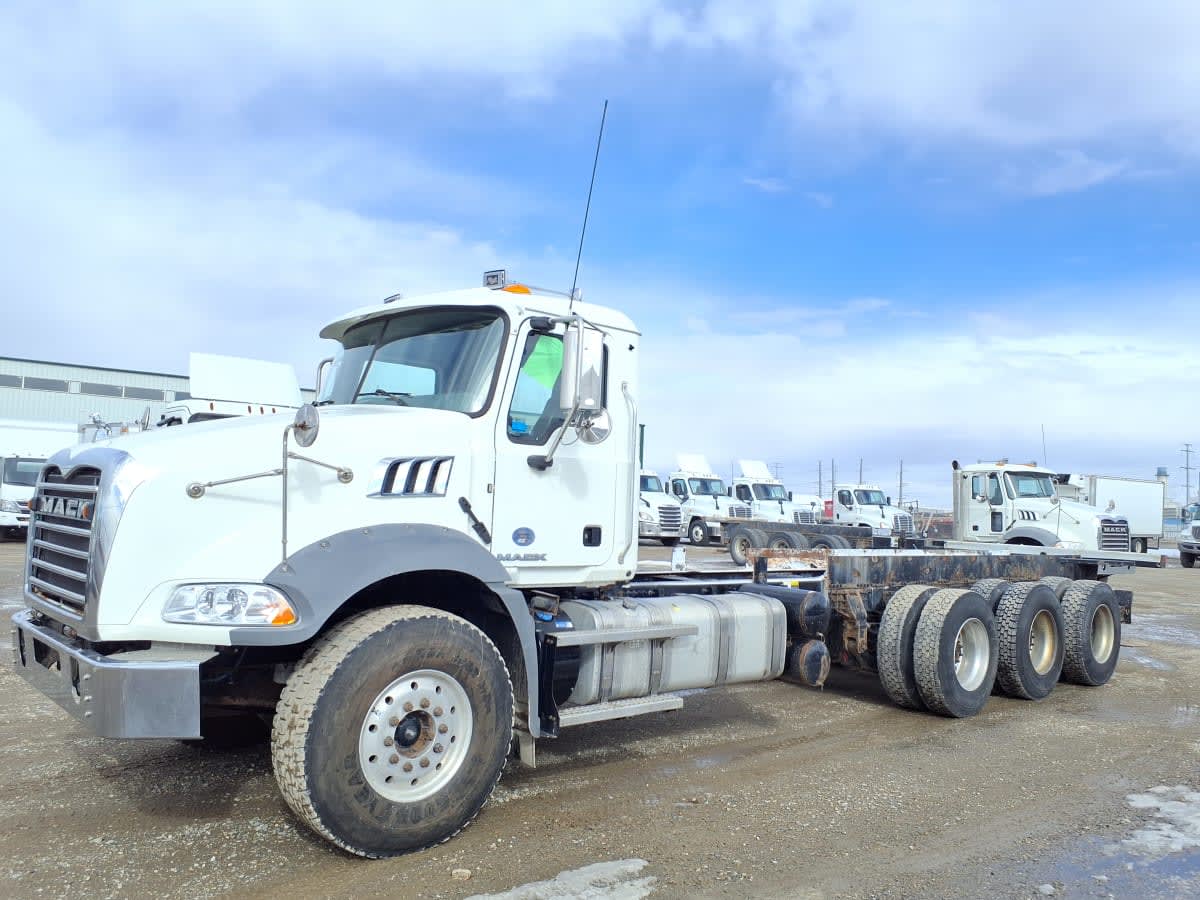 2017 Mack Trucks, Inc. GU814 (ST TRUCK) 675669