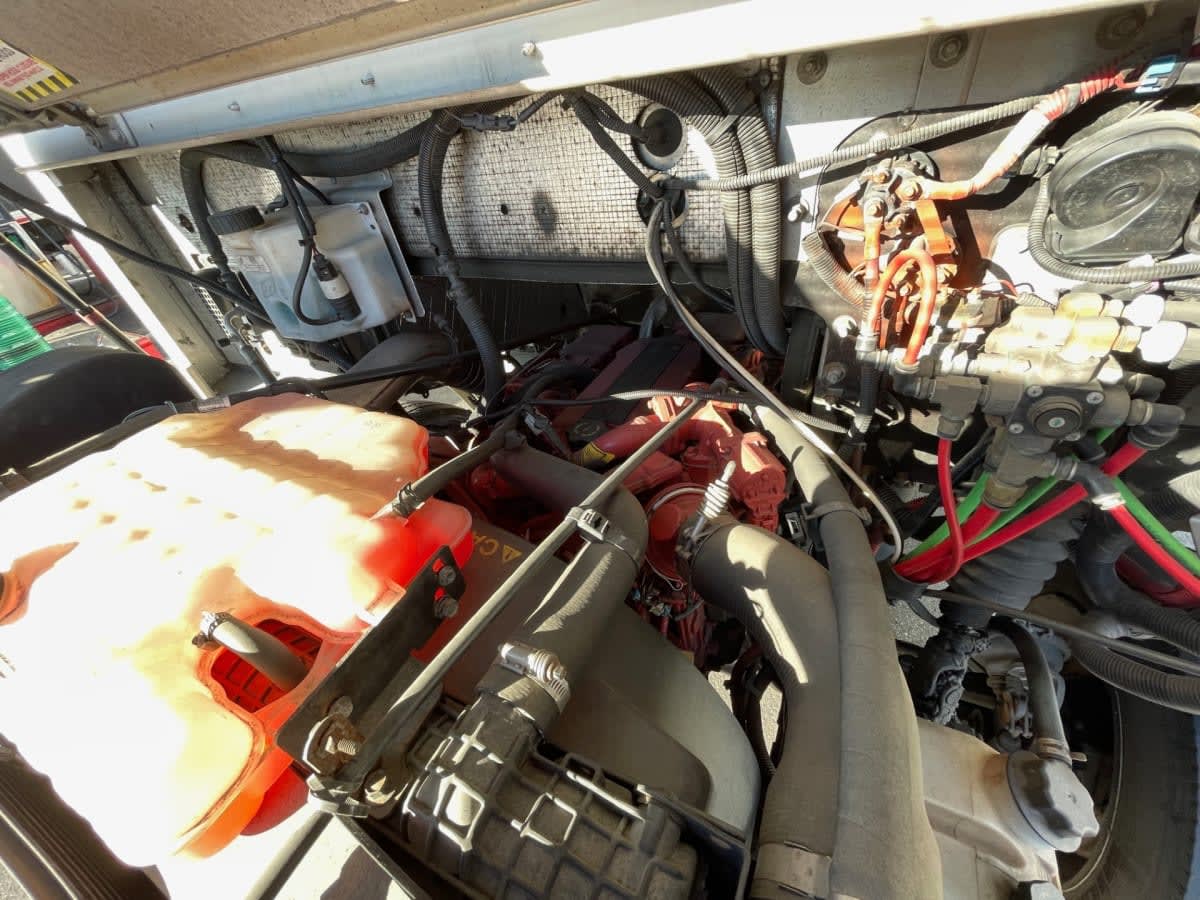 2017 Frtlr Custom Chassis Corp MT55 675761