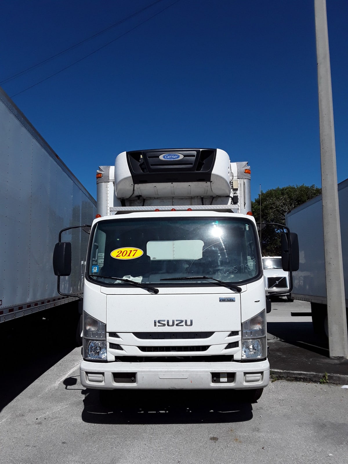 2017 Isuzu NRR 675781