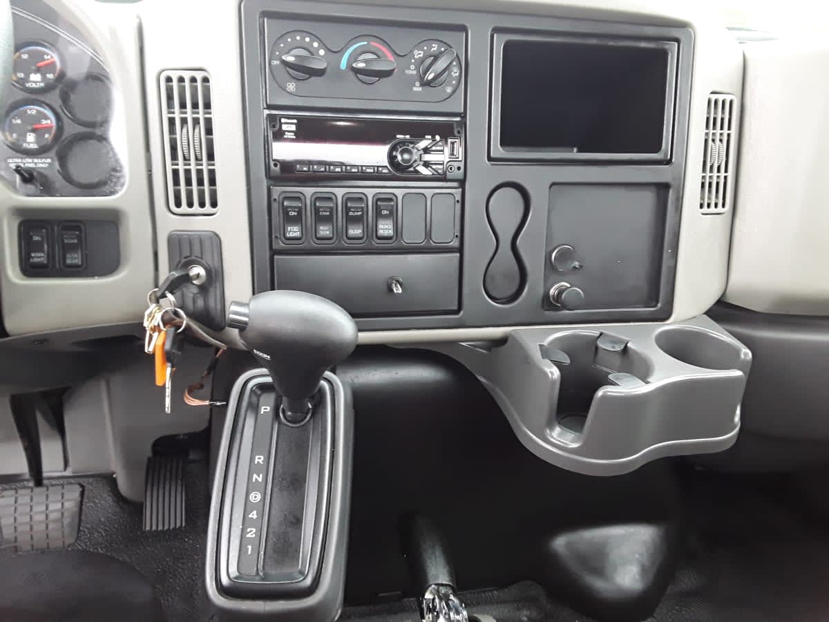 2017 Navistar International 4300 LP 675806