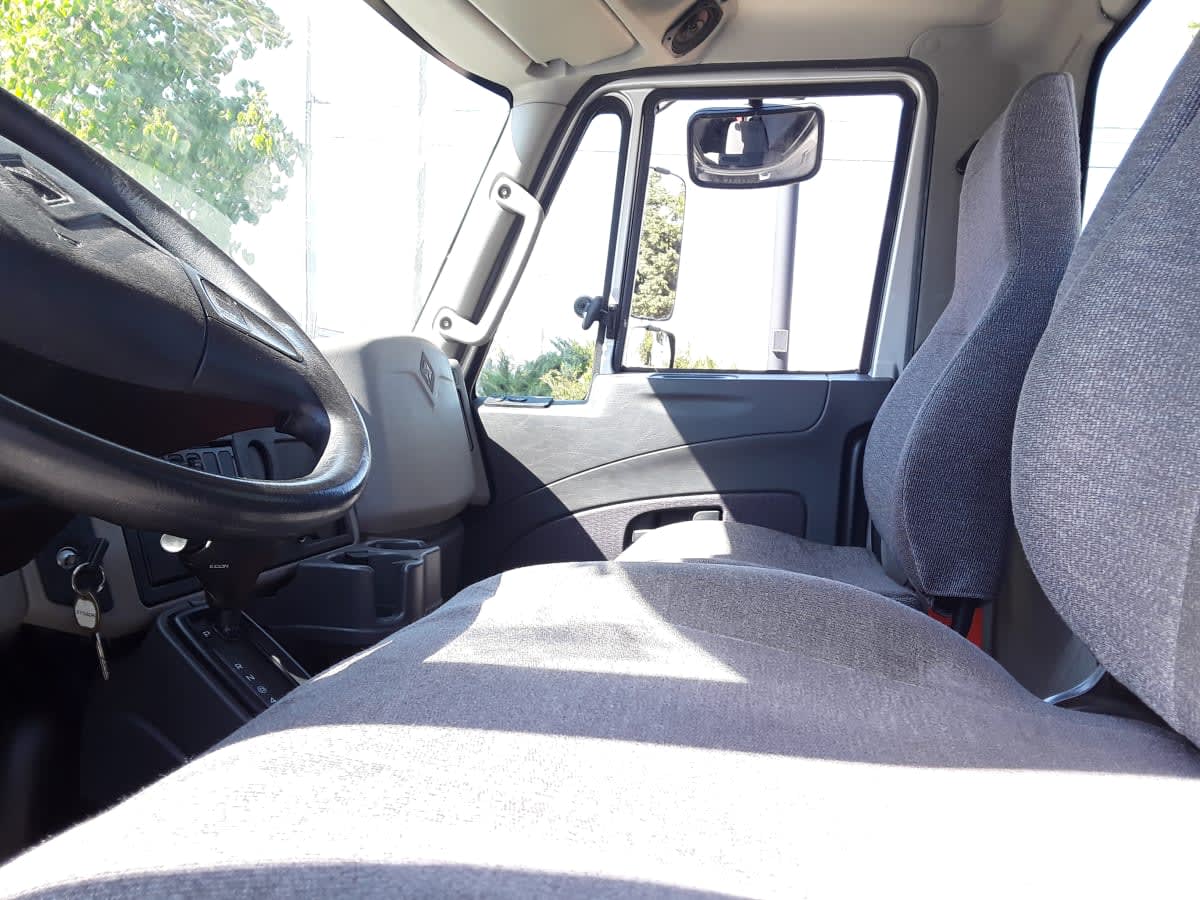 2017 Navistar International 4300 LP 675808