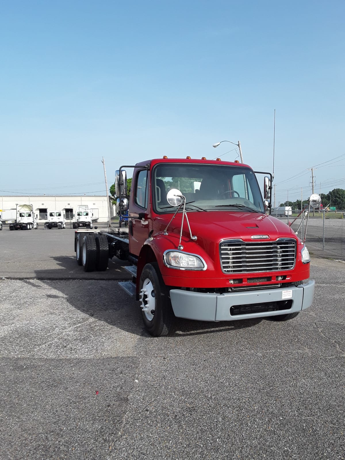 2017 Freightliner/Mercedes M2 106 675835