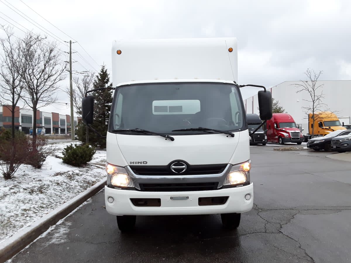 2017 Hino HINO 195 675950