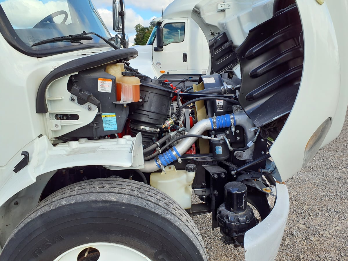 2017 Freightliner/Mercedes M2 106 675979