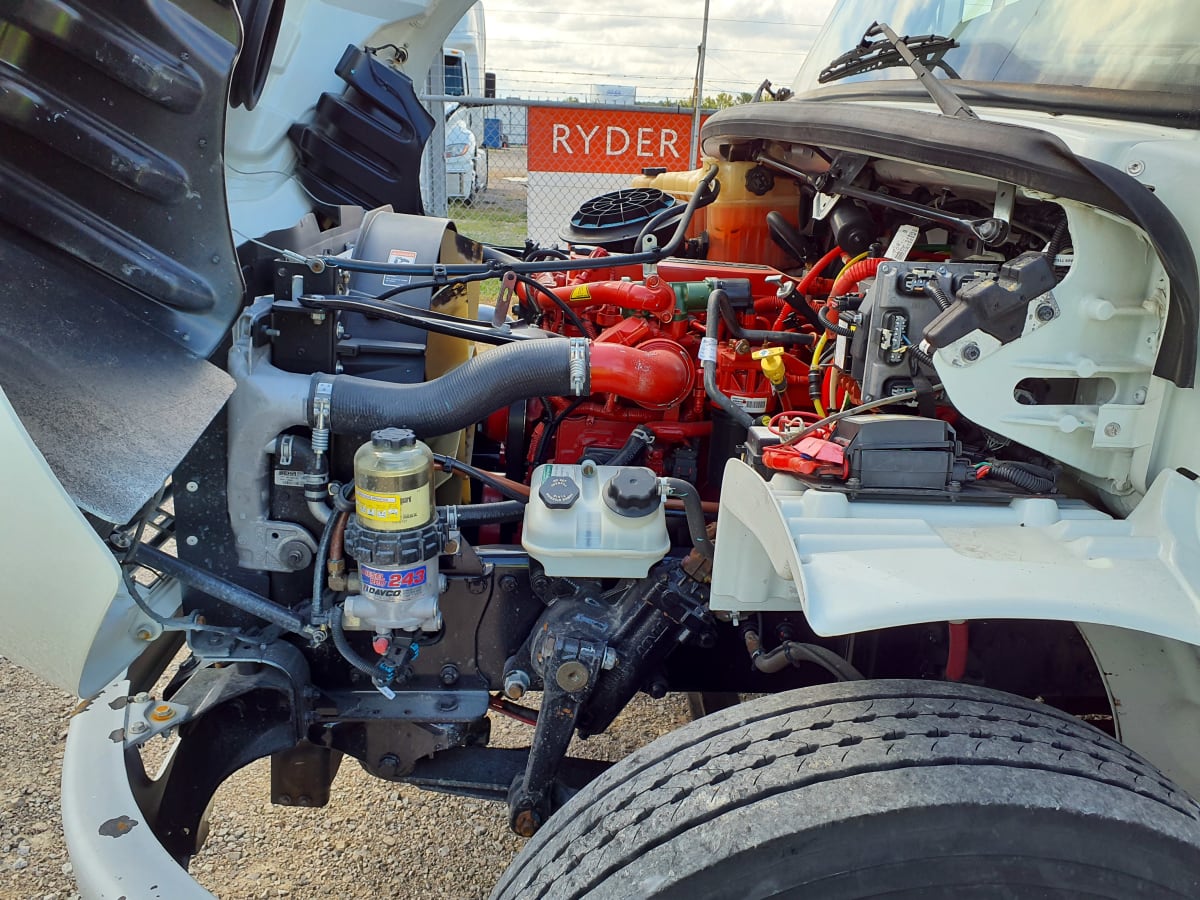 2017 Freightliner/Mercedes M2 106 675979