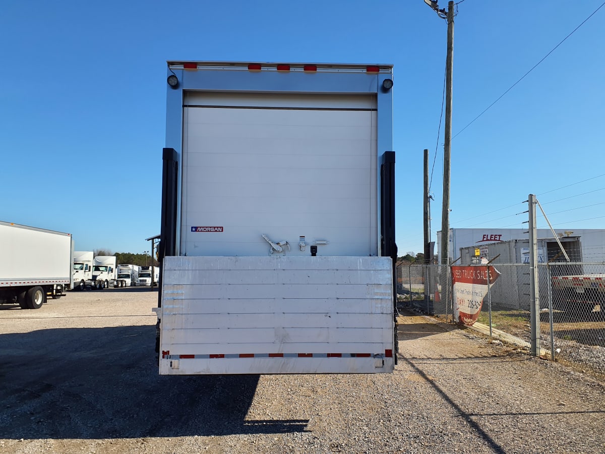 2017 Freightliner/Mercedes M2 106 675981