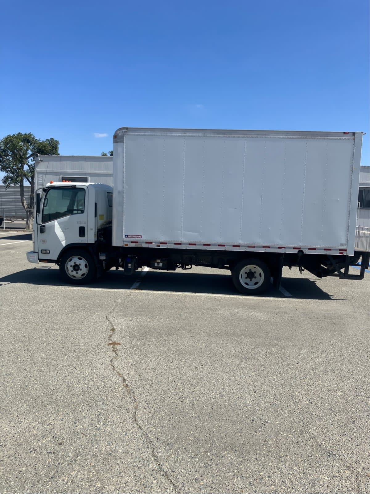 2017 Isuzu NPR 676036