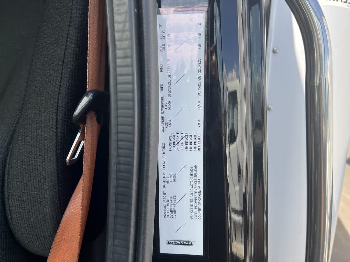 2017 Freightliner/Mercedes M2 106 676063
