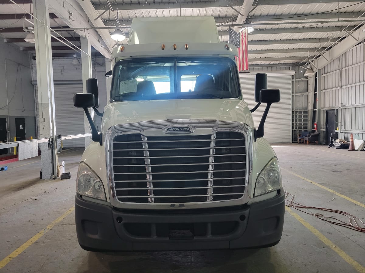 2017 Freightliner/Mercedes CASCADIA 125 676070