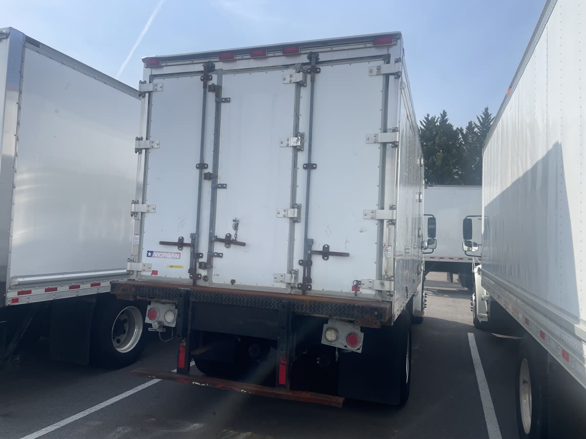 2017 Freightliner/Mercedes M2 106 676113