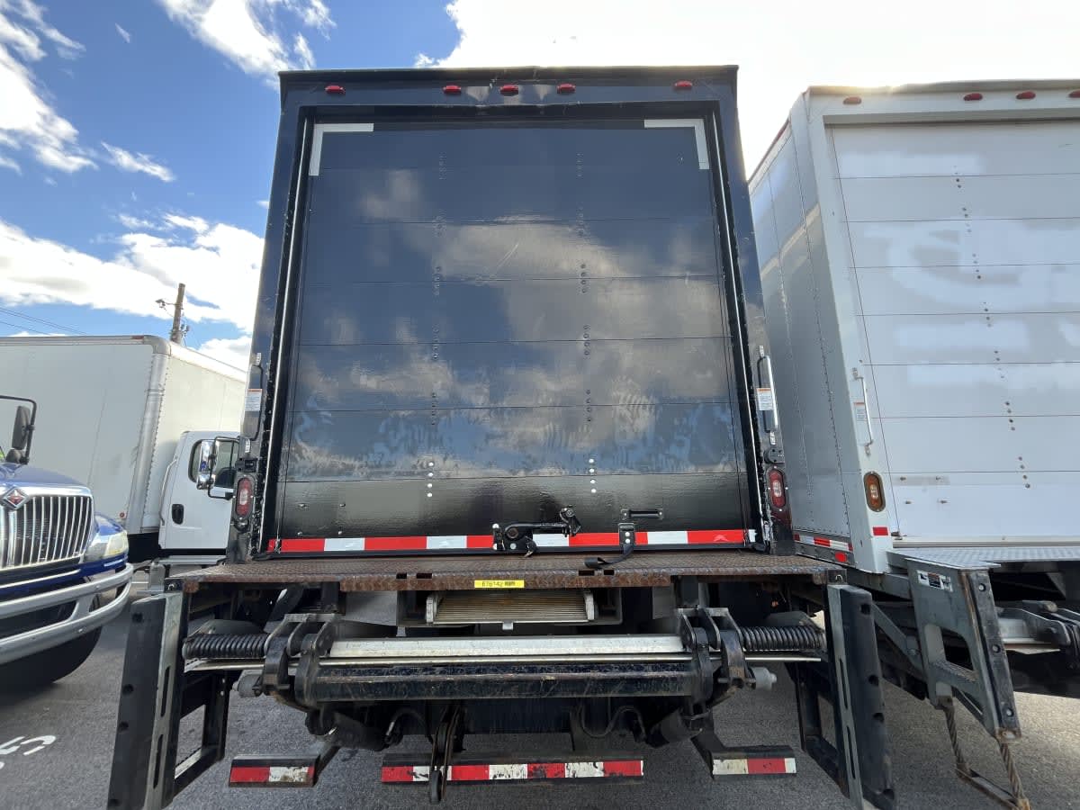 2017 Freightliner M2 106 in Beltsville, MD — photo 5
