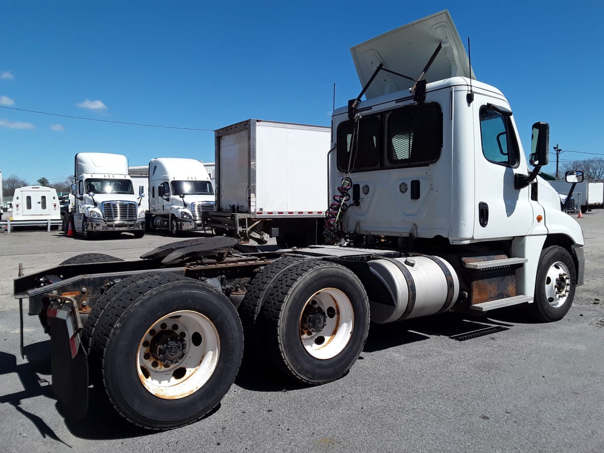 2017 Freightliner/Mercedes CASCADIA 125 676278