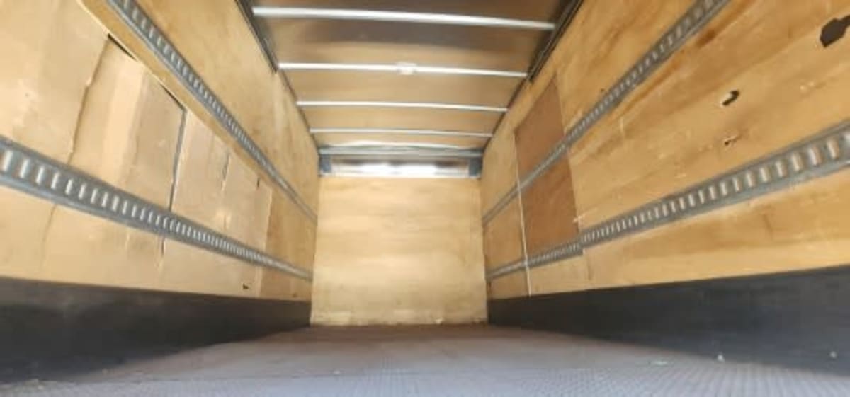 2017 Isuzu NPR HD 676302