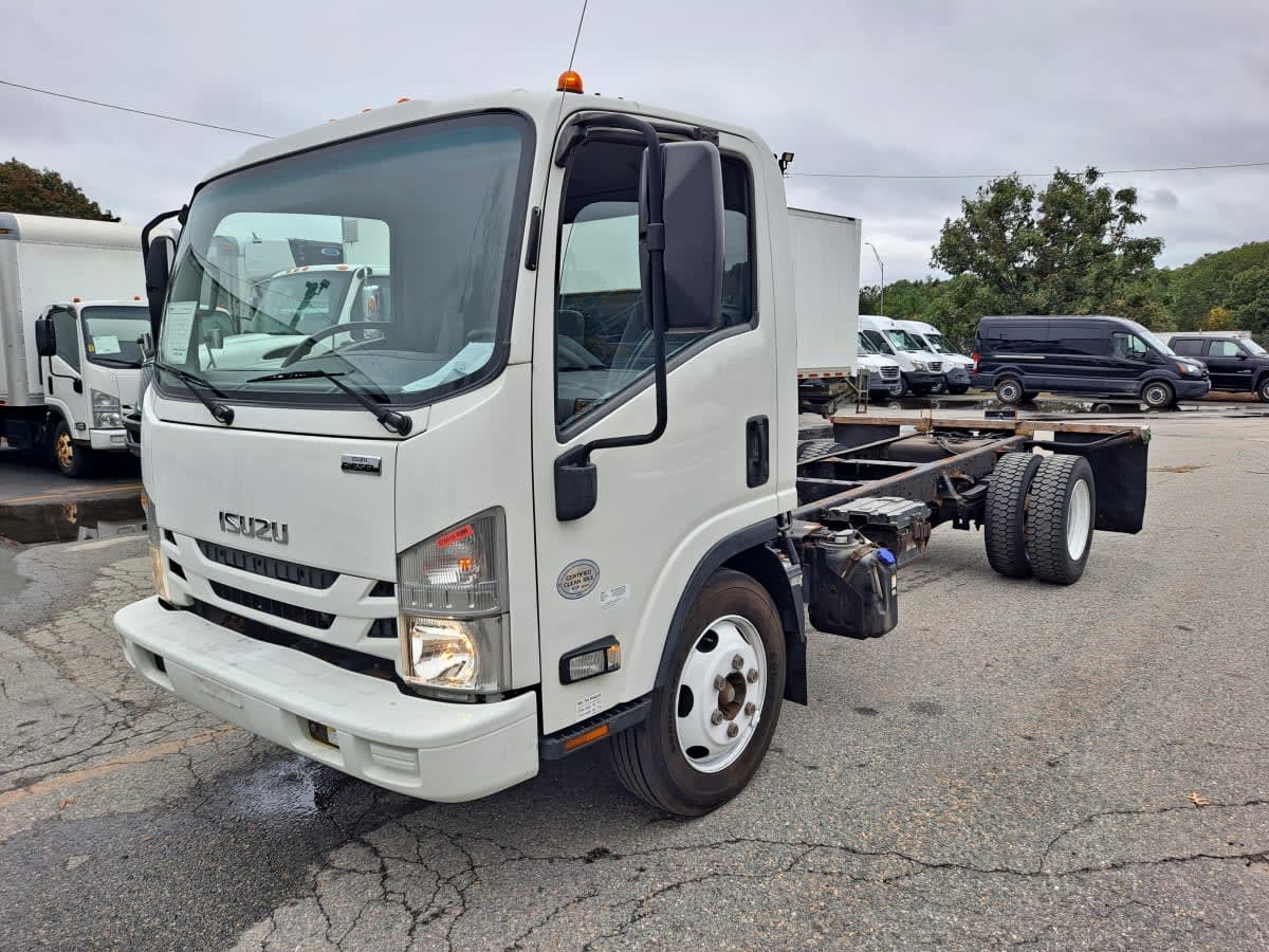 2017 Isuzu NQR in Salisbury, MA