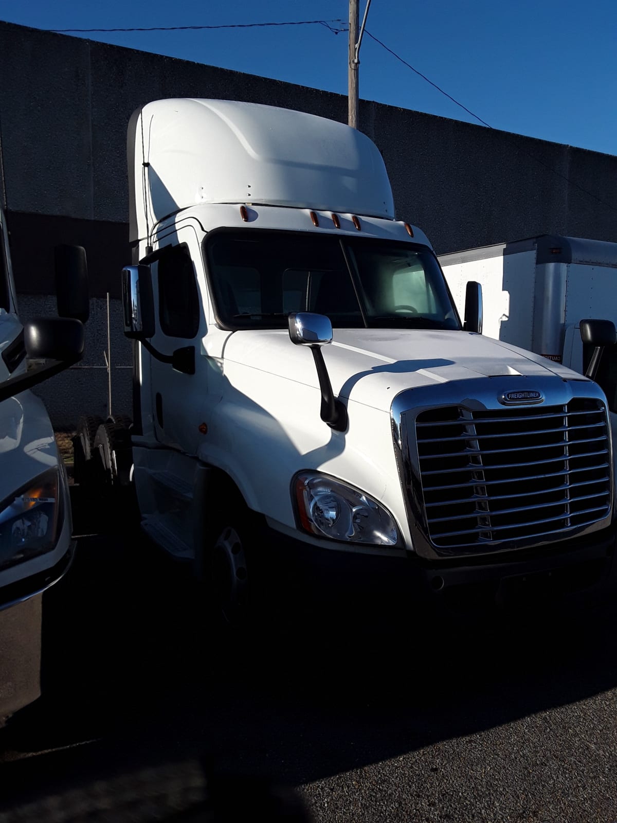 2017 Freightliner/Mercedes CASCADIA 125 676424