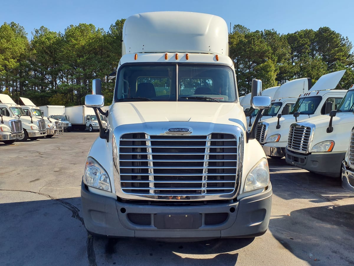 2017 Freightliner/Mercedes CASCADIA 125 676427