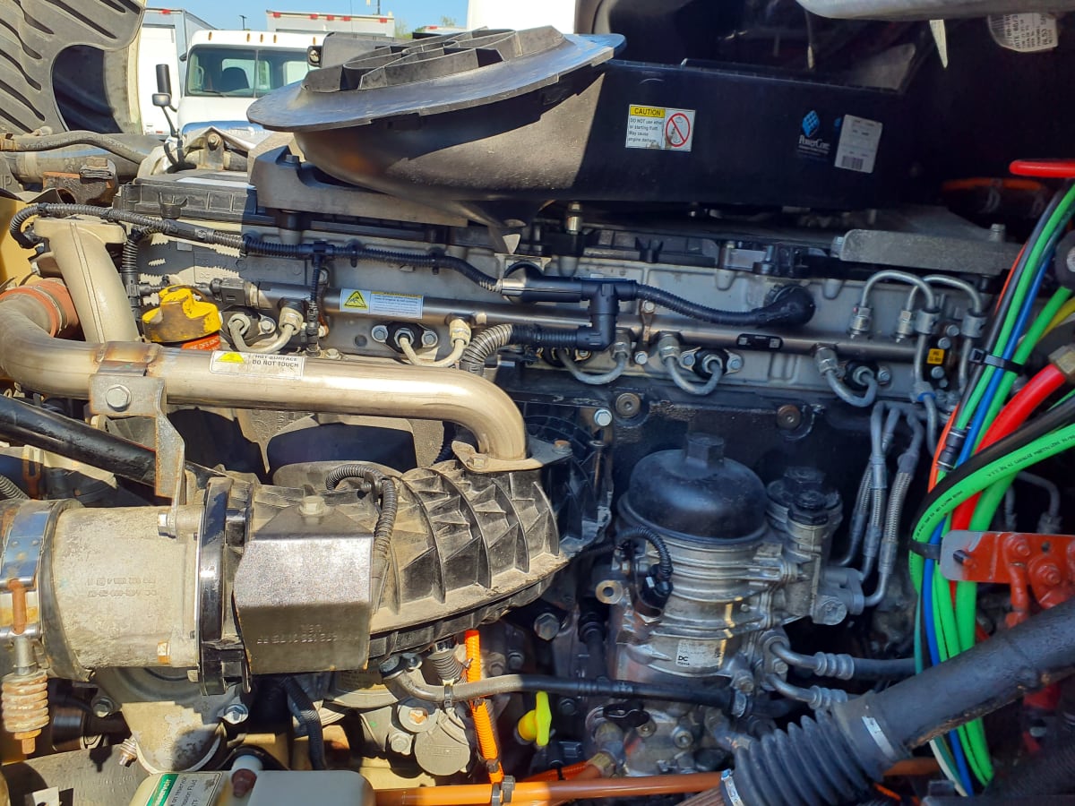 2017 Freightliner/Mercedes CASCADIA 125 676427