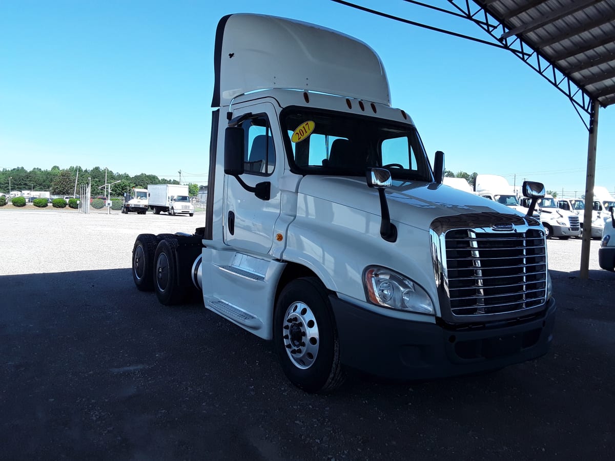 2017 Freightliner/Mercedes CASCADIA 125 676444