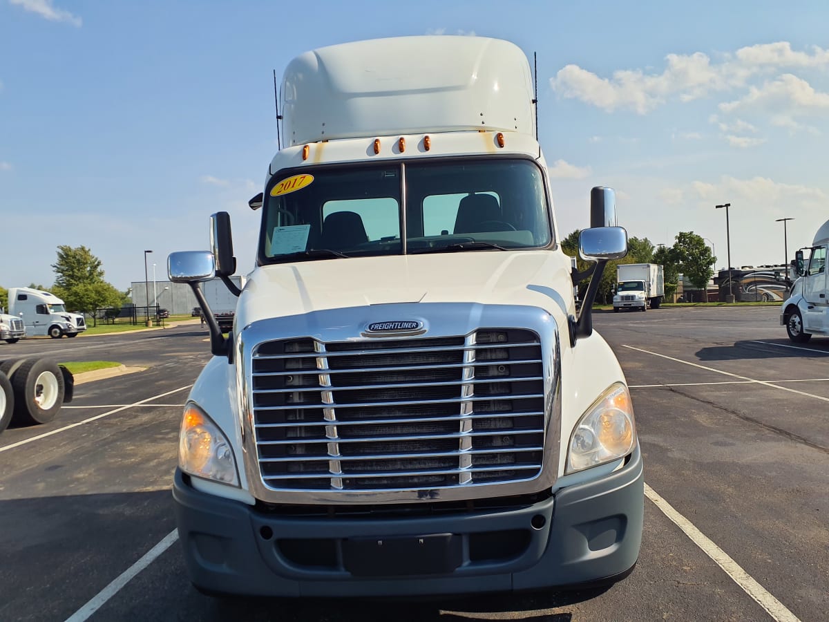 2017 Freightliner/Mercedes CASCADIA 125 676450