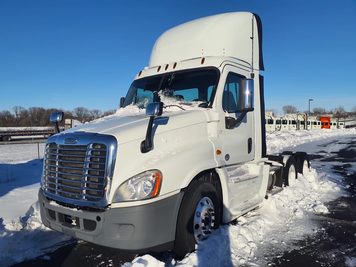 2017 Freightliner/Mercedes CASCADIA 125 676465