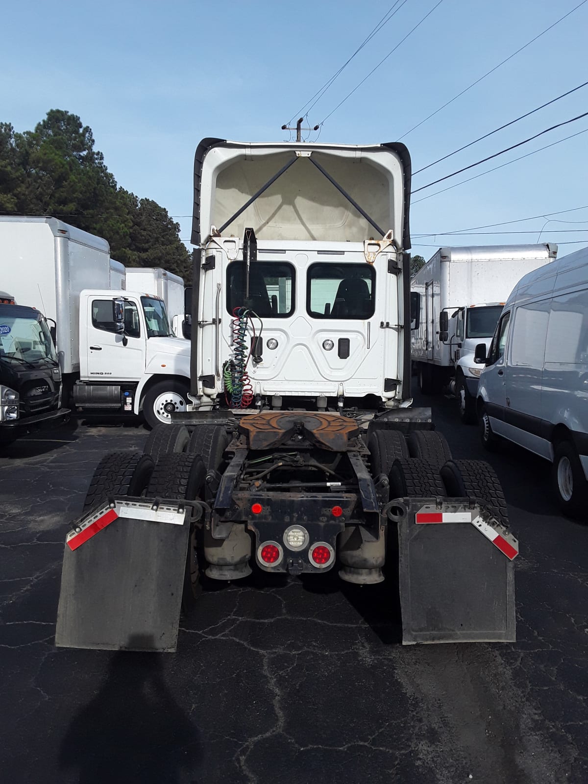 2017 Freightliner/Mercedes CASCADIA 125 676472