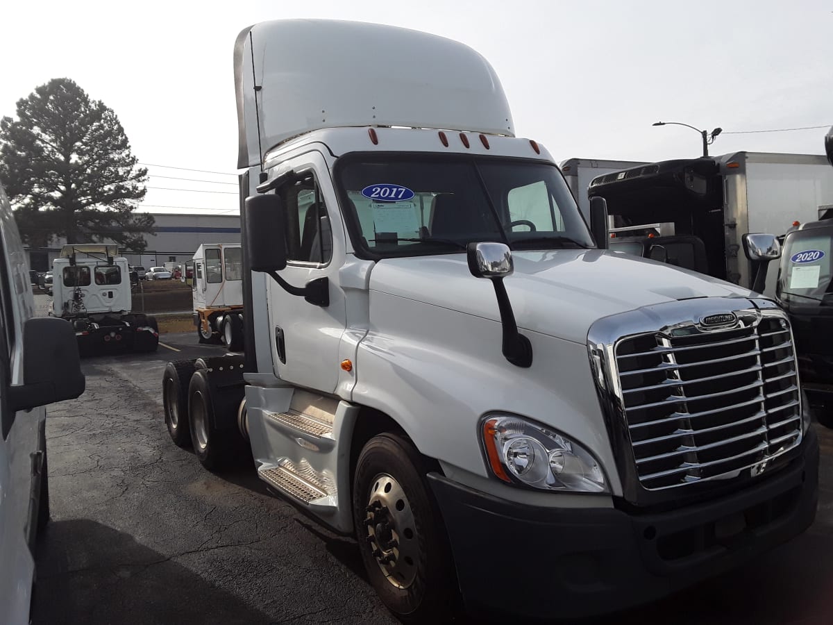 2017 Freightliner/Mercedes CASCADIA 125 676472