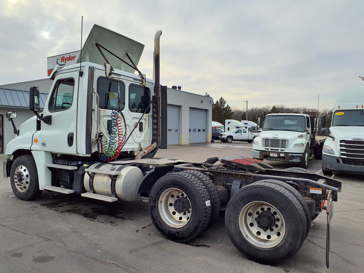 2017 Freightliner/Mercedes CASCADIA 125 676522